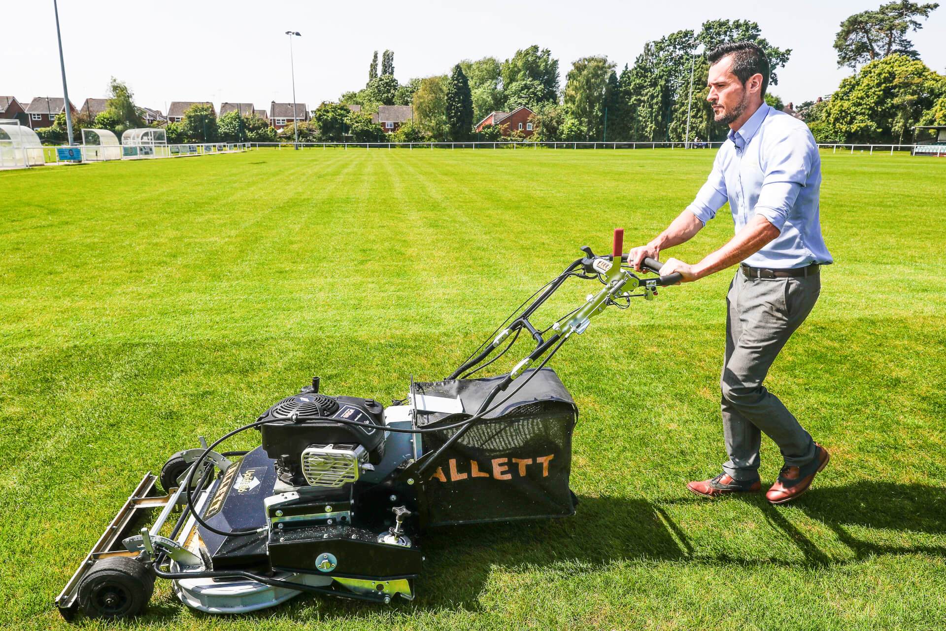 Allett Uplift 86 Vacuum Stadium Rotary Mower – ALLETT® USA